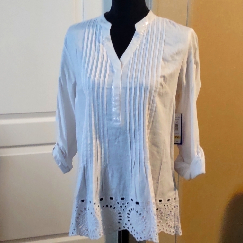 𝅺NYGARD Eyelet Tunic Size PM